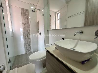 Apartamento de 3 alcobas en venta en Cristales, Cali, 142 m² · foto 10 de 20