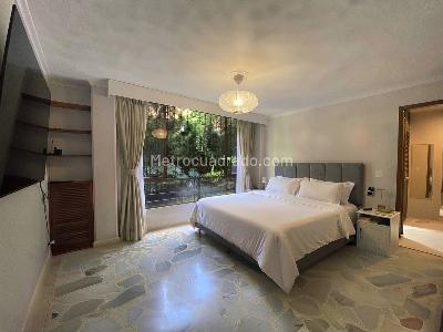 Apartamento en arriendo en Altos Del Poblado, Medellín · foto 5 de 16