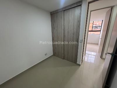 Apartamento de 3 alcobas en arriendo en Belen, Medellín, 70 m² · foto 9 de 14