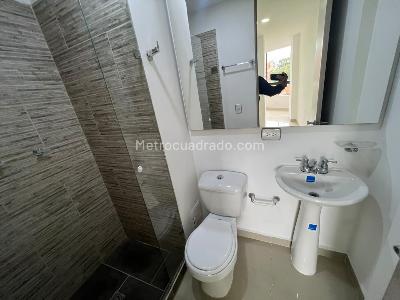 Apartamento de 3 alcobas en arriendo en Belen, Medellín, 70 m² · foto 14 de 14