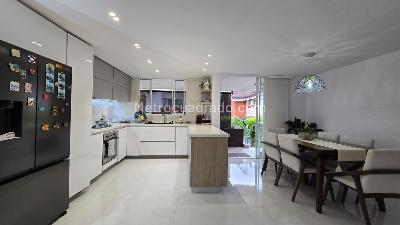 Casa de 4 alcobas en venta en Cañaveral, Floridablanca, 300 m² · foto 3 de 19