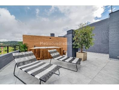 Apartamento de 2 alcobas en venta en Alto De Las Palmas, Medellín, 197 m² · foto 14 de 20