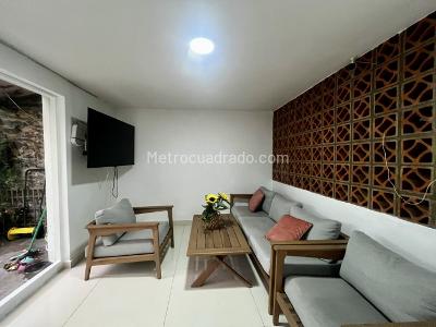 Casa de 3 alcobas en arriendo en Rosales, Medellín, 143 m² · foto 16 de 20