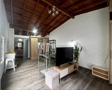 Casa de 3 alcobas en arriendo en Rosales, Medellín, 143 m² · foto 3 de 20