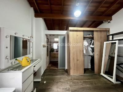 Casa de 3 alcobas en arriendo en Rosales, Medellín, 143 m² · foto 4 de 20