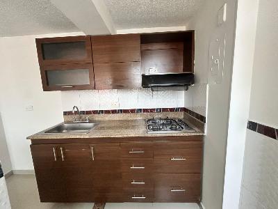 Apartamento de 3 alcobas en venta en Loma De Los Bernal, Medellín, 57 m² · foto 4 de 10