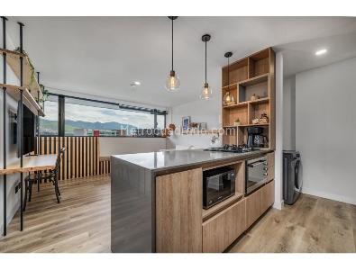 Apartamento en venta en La Aguacatala, Medellín · foto 8 de 20