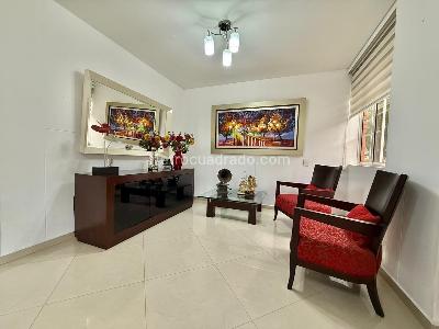 Casa de 5 alcobas en venta en Palomitas, Floridablanca, 296 m² · foto 2 de 20