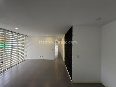 Apartamento de 3 alcobas en arriendo en Castropol, Medellín, 90 m² · foto 5 de 15