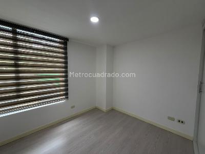 Apartamento de 3 alcobas en arriendo en Castropol, Medellín, 90 m² · foto 12 de 15