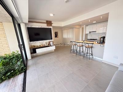 Apartamento de 3 alcobas en venta en Cañaveral, Floridablanca, 108 m² · foto 2 de 20