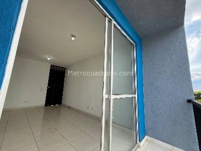Apartamento en venta en Brisas De Los Alamos, Cali · foto 6 de 17