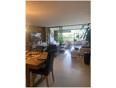 Apartamento de 3 alcobas en venta en Loma De Las Brujas, Envigado, 175 m² · foto 2 de 16