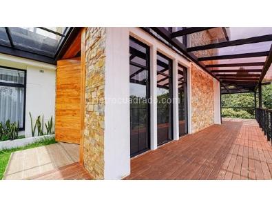 Casa de 3 alcobas en venta en Loma Del Escobero, Envigado, 400 m² · foto 14 de 20