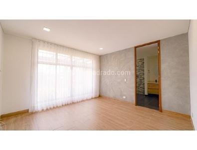 Casa de 3 alcobas en venta en Loma Del Escobero, Envigado, 400 m² · foto 16 de 20