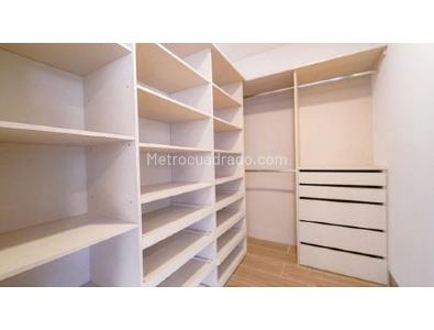 Casa de 3 alcobas en venta en Loma Del Escobero, Envigado, 400 m² · foto 18 de 20