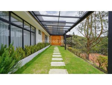 Casa de 3 alcobas en venta en Loma Del Escobero, Envigado, 400 m² · foto 5 de 20