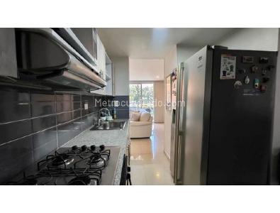 Apartamento de 3 alcobas en venta en Los Balsos 1, Medellín, 99 m² · foto 2 de 14
