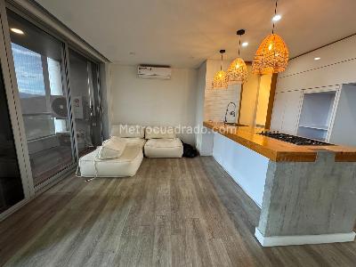 Apartamento de 1 alcoba en arriendo en Loma Cola Del Zorro, Medellín, 68 m² · foto 2 de 14