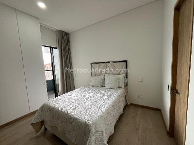 Apartamento de 3 alcobas en arriendo en Alto De Las Palmas, Medellín, 113 m² · foto 11 de 16