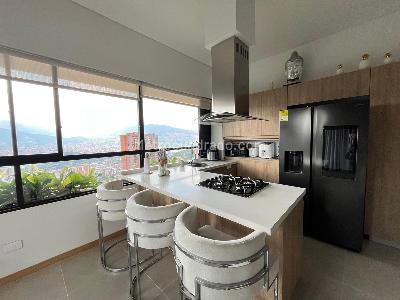 Apartamento de 3 alcobas en arriendo en Alto De Las Palmas, Medellín, 113 m² · foto 2 de 16