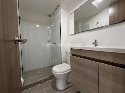 Apartamento de 3 alcobas en arriendo en Camino Verde, Envigado, 80 m² · foto 12 de 13