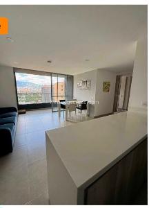 Apartamento de 3 alcobas en venta en Ciudad Del Rio, Medellín, 95 m² · foto 4 de 20