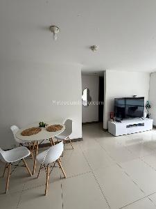 Apartamento de 2 alcobas en venta en El Esmeraldal, Envigado, 67 m² · foto 2 de 18