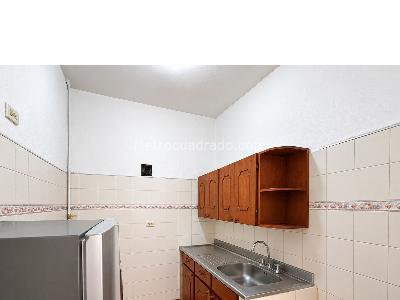 Casa de 3 alcobas en venta en Barrio Caicedo, Medellín, 115 m² · foto 3 de 12