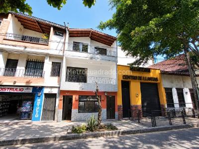 Casa de 3 alcobas en venta en Barrio Caicedo, Medellín, 115 m² · foto 7 de 12