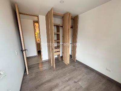 Apartamento de 3 alcobas en venta en Los Colores, Medellín, 94 m² · foto 12 de 12