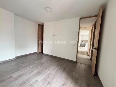 Apartamento de 3 alcobas en venta en Los Colores, Medellín, 94 m² · foto 6 de 12