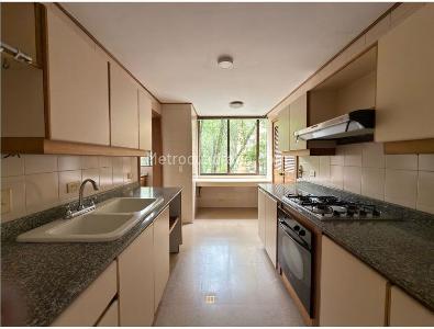 Apartamento de 5 alcobas en venta en La Tomatera, Medellín, 234 m² · foto 7 de 19
