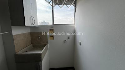 Apartamento de 3 alcobas en arriendo en Calasanz Parte Alta, Medellín, 75 m² · foto 11 de 11