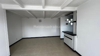 Apartamento de 3 alcobas en arriendo en Calasanz Parte Alta, Medellín, 75 m² · foto 4 de 11