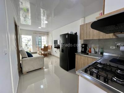 Casa de 5 alcobas en venta en Caney, Cali, 248 m² · foto 5 de 20