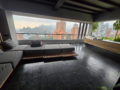 Apartamento de 2 alcobas en venta en Loma De Los Parra, Medellín, 249 m² · foto 11 de 15