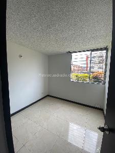 Apartamento de 3 alcobas en venta en El Paraiso, Bogotá, 45 m² · foto 15 de 17