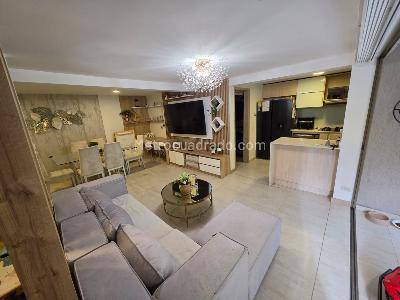 Apartamento de 3 alcobas en venta en Loma De Los Bernal, Medellín, 143 m² · foto 5 de 20