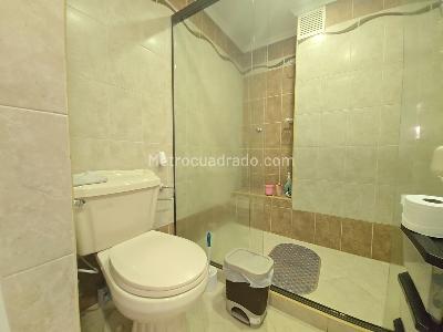 Apartamento de 3 alcobas en venta en Laureles, Medellín, 164 m² · foto 11 de 17