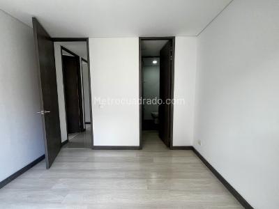 Apartamento de 3 alcobas en venta en El Chingui, Envigado, 70 m² · foto 7 de 17