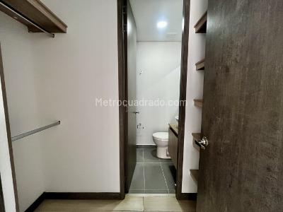 Apartamento de 3 alcobas en venta en El Chingui, Envigado, 70 m² · foto 8 de 17