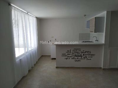 Apartamento de 1 alcoba en venta en Los Alpes, Medellín, 36 m² · foto 2 de 16