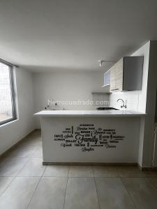 Apartamento de 1 alcoba en venta en Los Alpes, Medellín, 36 m² · foto 9 de 16