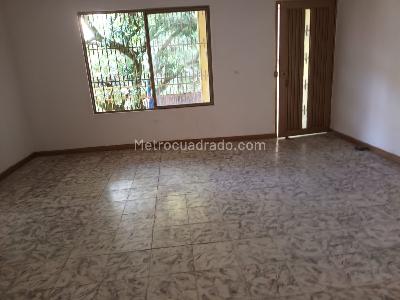 Casa de 5 alcobas en venta en Bellavista, Cali, 550 m² · foto 14 de 19