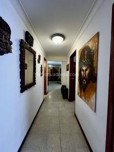 Apartamento de 3 alcobas en venta en Suramericana, Medellín, 120 m² · foto 12 de 19