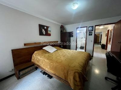 Apartamento de 3 alcobas en venta en Suramericana, Medellín, 120 m² · foto 13 de 19