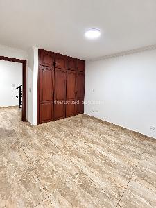 Casa de 5 alcobas en venta en Quintas De Don Simon, Cali, 240 m² · foto 9 de 20
