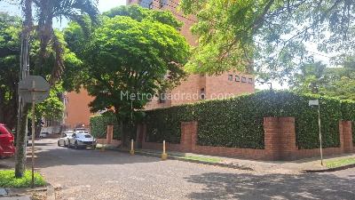Apartamento de 4 alcobas en venta en Ciudad Jardin, Cali, 195 m² · foto 4 de 20