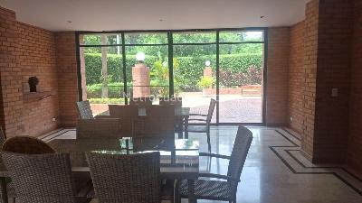 Apartamento de 4 alcobas en venta en Ciudad Jardin, Cali, 195 m² · foto 7 de 20